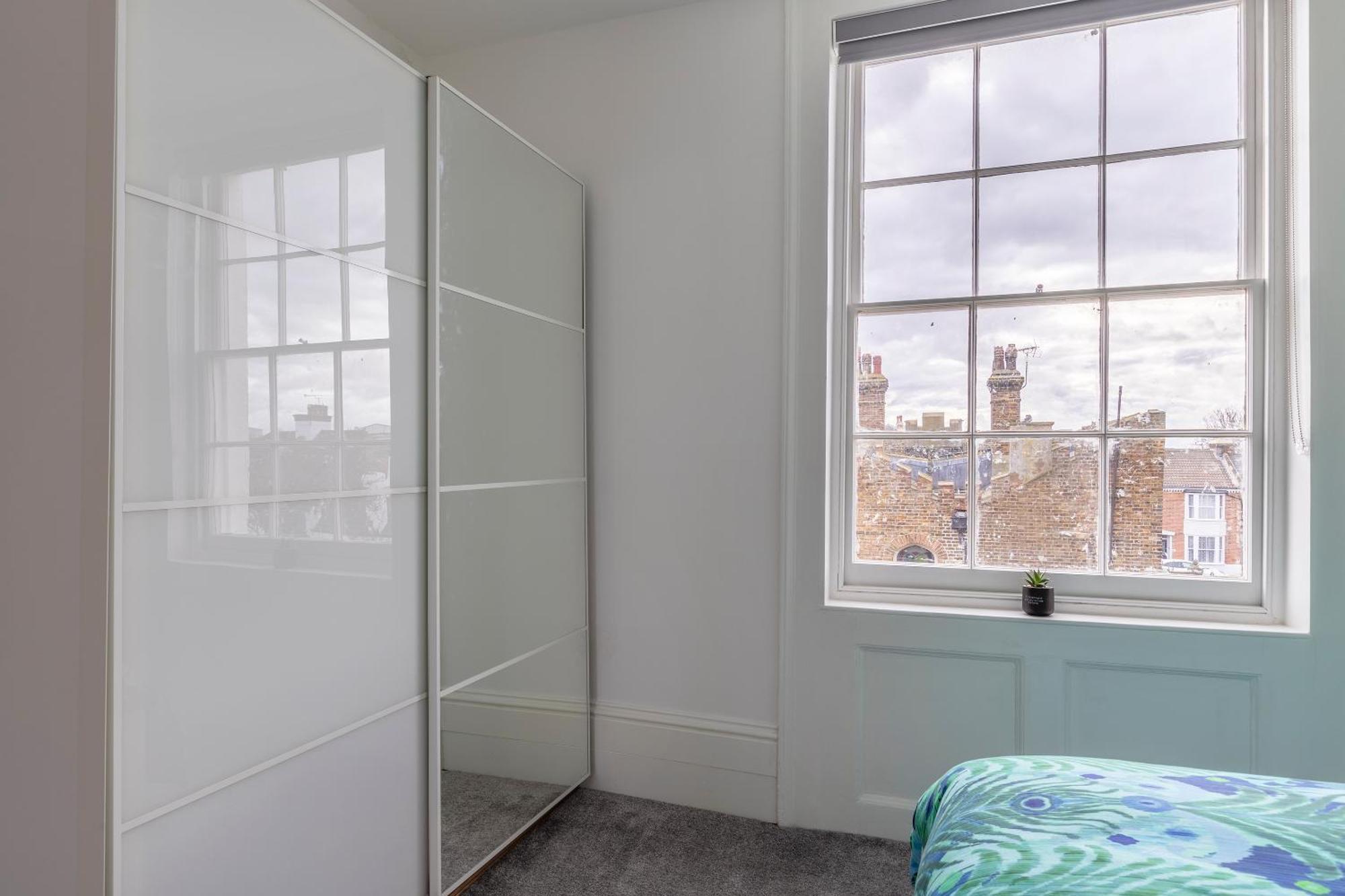 Seaside Serenity: Stylish Sea View Apartments In Herne Bay Exterior foto
